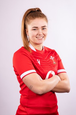 070323 - Wales Women 6 Nations Squad Portraits - Niamh Terry