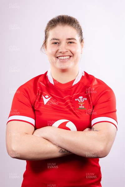 070323 - Wales Women 6 Nations Squad Portraits - Beth Lewis