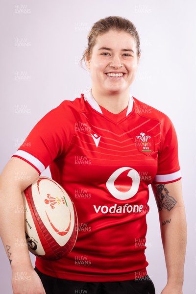 070323 - Wales Women 6 Nations Squad Portraits - Beth Lewis