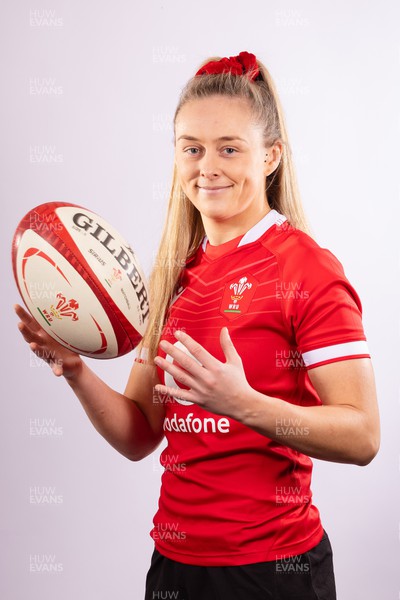 070323 - Wales Women 6 Nations Squad Portraits - Hannah Jones