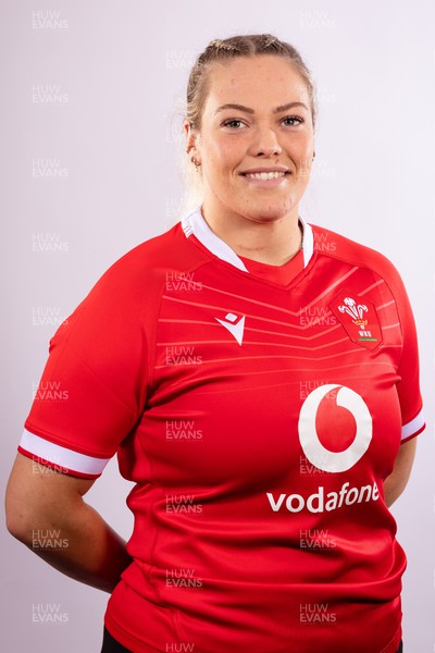 070323 - Wales Women 6 Nations Squad Portraits - Kelsey Jones