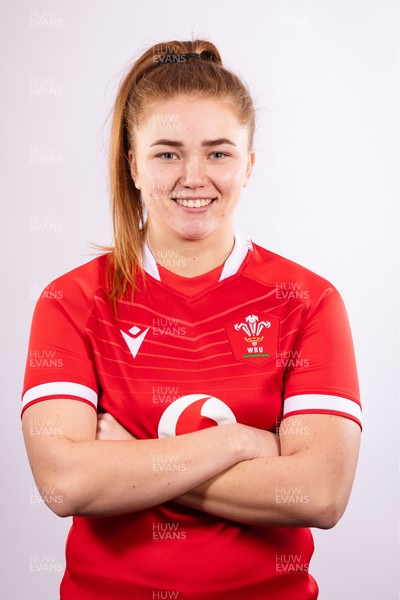 070323 - Wales Women 6 Nations Squad Portraits - Niamh Terry