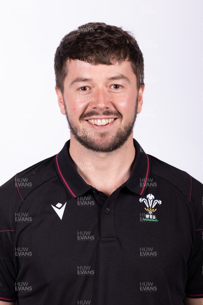 110324 - Wales Women Rugby 6 Nations Squad Portraits - Adam Fuge