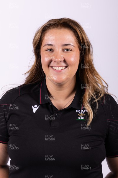 110324 - Wales Women Rugby 6 Nations Squad Portraits - Elin Drake