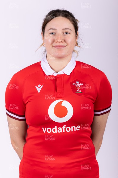 110324 - Wales Women Rugby 6 Nations Squad Portraits - Gwen Crabb