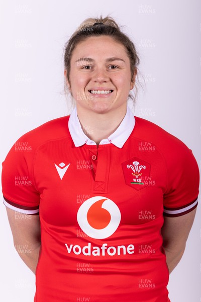 110324 - Wales Women Rugby 6 Nations Squad Portraits - Hannah Bluck