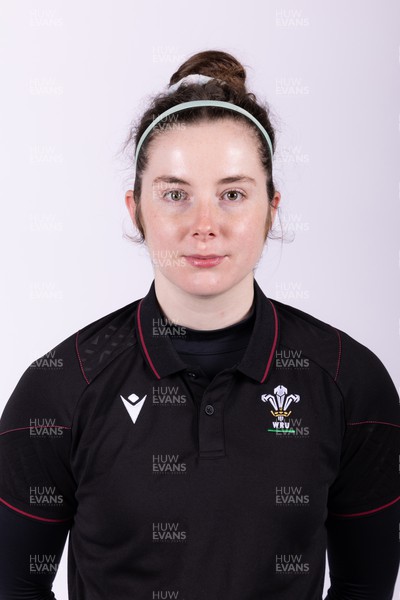 110324 - Wales Women Rugby 6 Nations Squad Portraits - Lois Drummie