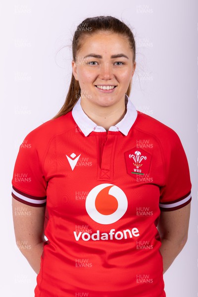 110324 - Wales Women Rugby 6 Nations Squad Portraits - Niamh Terry