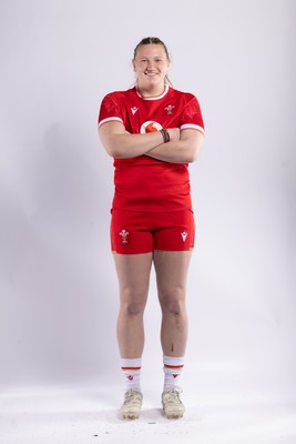 170325 Wales Women 6 Nations Rugby Squad Portraits - Alaw Pyrs