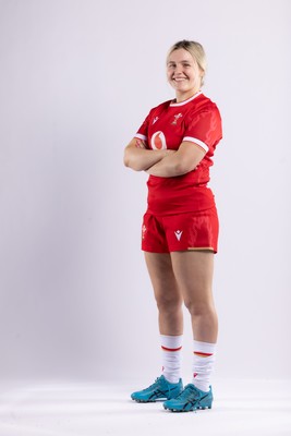 170325 Wales Women 6 Nations Rugby Squad Portraits - Alex Callender