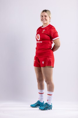 170325 Wales Women 6 Nations Rugby Squad Portraits - Alex Callender