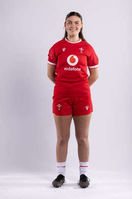 170325 Wales Women 6 Nations Rugby Squad Portraits - Bryonie King