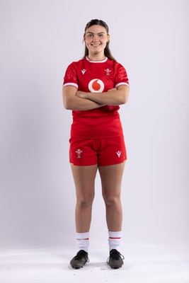 170325 Wales Women 6 Nations Rugby Squad Portraits - Bryonie King