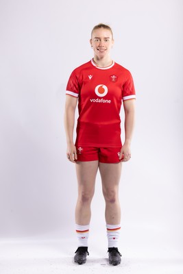 170325 Wales Women 6 Nations Rugby Squad Portraits - Catherine Richards