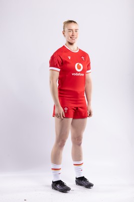 170325 Wales Women 6 Nations Rugby Squad Portraits - Catherine Richards