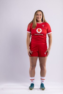 170325 Wales Women 6 Nations Rugby Squad Portraits - Courtney Keight