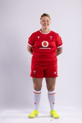 170325 Wales Women 6 Nations Rugby Squad Portraits - Donna Rose