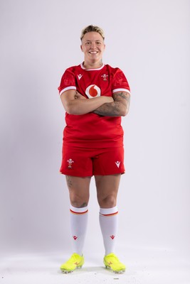 170325 Wales Women 6 Nations Rugby Squad Portraits - Donna Rose