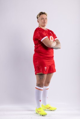 170325 Wales Women 6 Nations Rugby Squad Portraits - Donna Rose