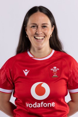 170325 Wales Women 6 Nations Rugby Squad Portraits - Ffion Lewis