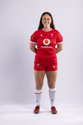 170325 Wales Women 6 Nations Rugby Squad Portraits - Ffion Lewis