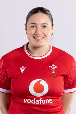 170325 Wales Women 6 Nations Rugby Squad Portraits - Gwen Crabb