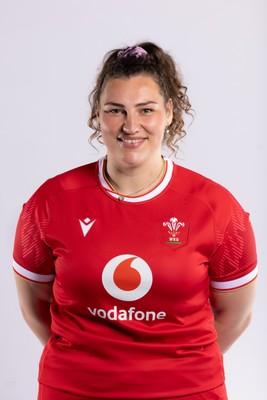 170325 Wales Women 6 Nations Rugby Squad Portraits - Gwenllian Pyrs