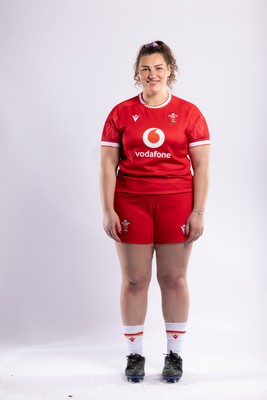 170325 Wales Women 6 Nations Rugby Squad Portraits - Gwenllian Pyrs