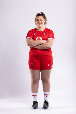 170325 Wales Women 6 Nations Rugby Squad Portraits - Gwenllian Pyrs