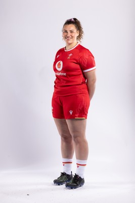 170325 Wales Women 6 Nations Rugby Squad Portraits - Gwenllian Pyrs