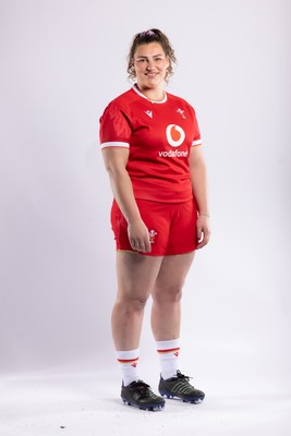 170325 Wales Women 6 Nations Rugby Squad Portraits - Gwenllian Pyrs