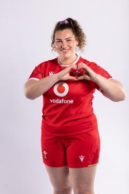 170325 Wales Women 6 Nations Rugby Squad Portraits - Gwenllian Pyrs