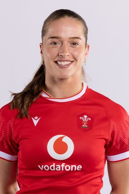 170325 Wales Women 6 Nations Rugby Squad Portraits - Alex Callender