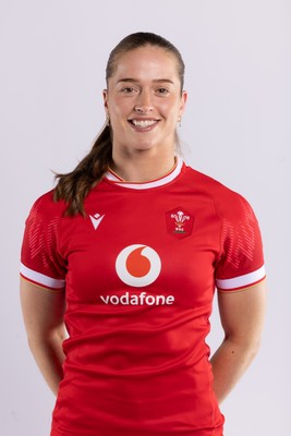 170325 Wales Women 6 Nations Rugby Squad Portraits - Alex Callender