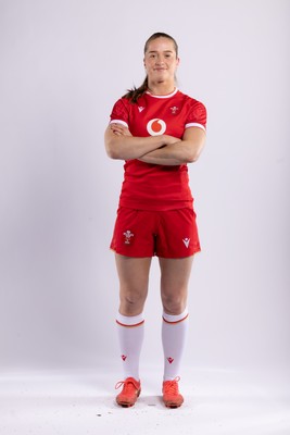 170325 Wales Women 6 Nations Rugby Squad Portraits - Alex Callender