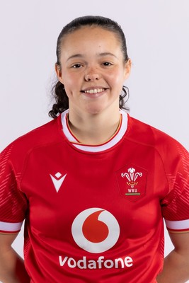 170325 Wales Women 6 Nations Rugby Squad Portraits - Meg Davies