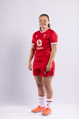 170325 Wales Women 6 Nations Rugby Squad Portraits - Meg Davies