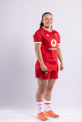 170325 Wales Women 6 Nations Rugby Squad Portraits - Meg Davies