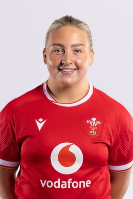 170325 Wales Women 6 Nations Rugby Squad Portraits - Molly Reardon