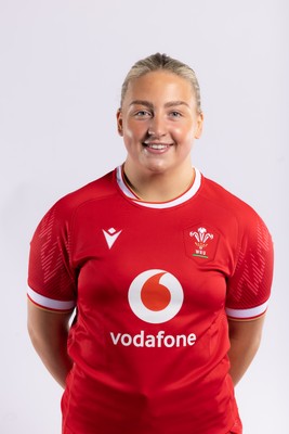 170325 Wales Women 6 Nations Rugby Squad Portraits - Molly Reardon