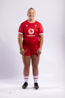 170325 Wales Women 6 Nations Rugby Squad Portraits - Molly Reardon