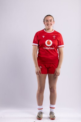 170325 Wales Women 6 Nations Rugby Squad Portraits - Nel Metcalfe