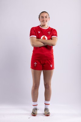 170325 Wales Women 6 Nations Rugby Squad Portraits - Nel Metcalfe