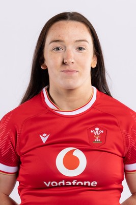 170325 Wales Women 6 Nations Rugby Squad Portraits - Sian Jones