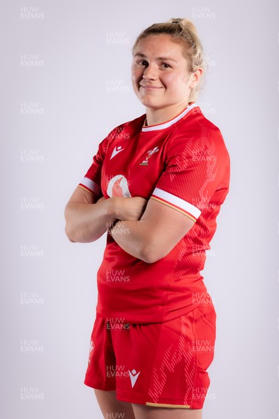 100924 Wales Women WXV2 Squad Portraits  - Hannah Bluck