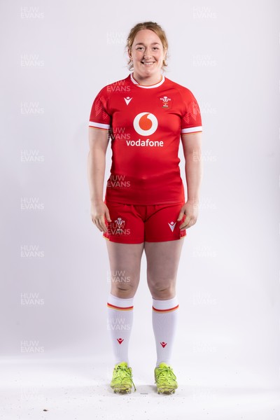 170325 Wales Women 6 Nations Rugby Squad Portraits - Abbie Fleming