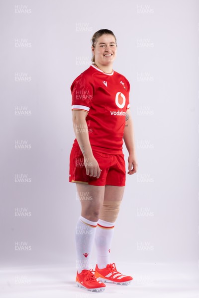 170325 Wales Women 6 Nations Rugby Squad Portraits - Bethan Lewis