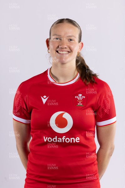 170325 Wales Women 6 Nations Rugby Squad Portraits - Carys Cox