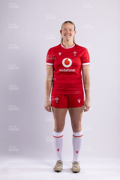 170325 Wales Women 6 Nations Rugby Squad Portraits - Carys Cox