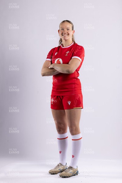 170325 Wales Women 6 Nations Rugby Squad Portraits - Carys Cox